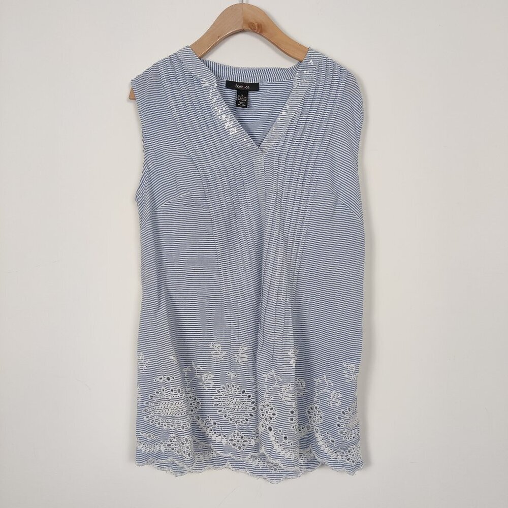 Style & Co Women's Boho Tunic Dress Blue White Striped Size Medium Eyelet Floral